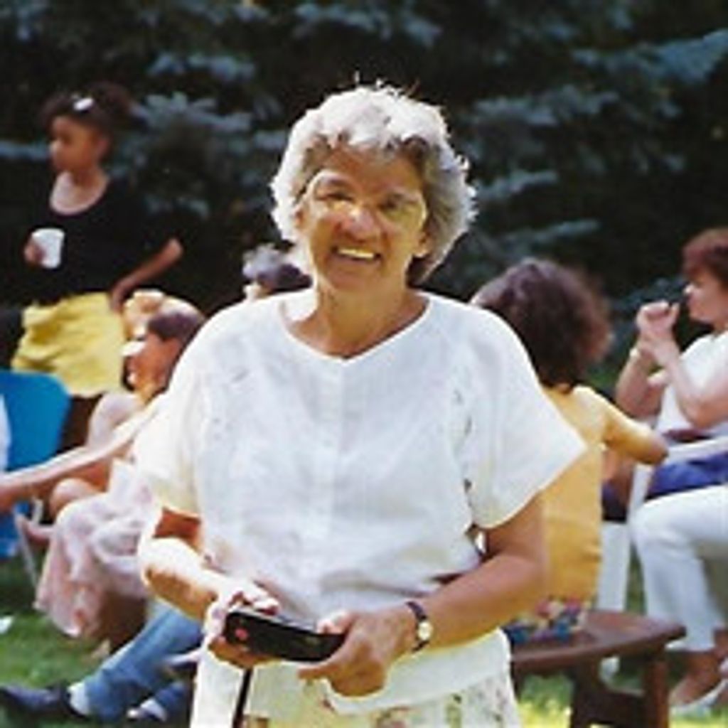 Elsa Reyes Profile Photo