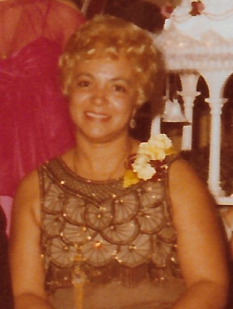 Shirley J Santos