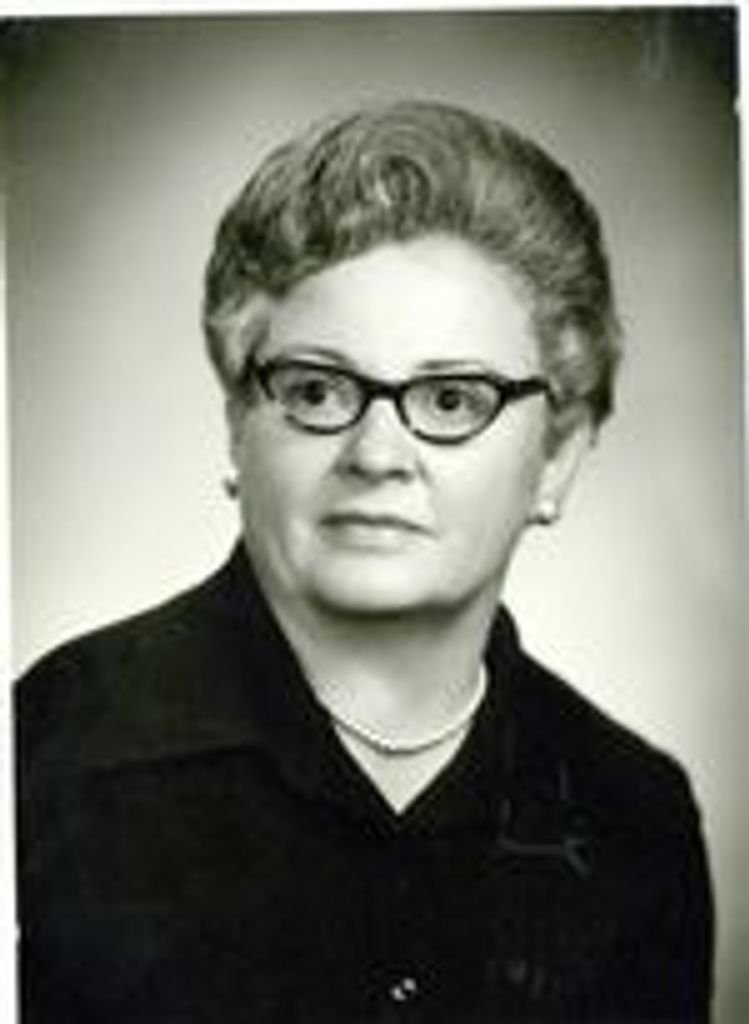 Nora Bovee