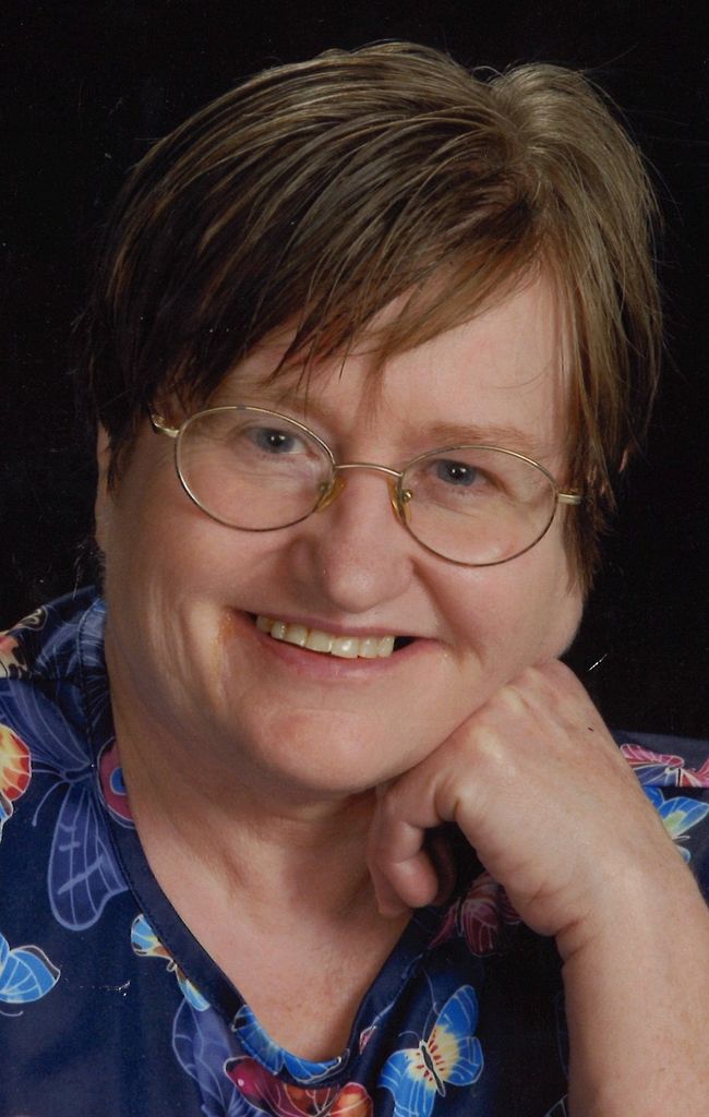 Theresa Victoria Riester Profile Photo