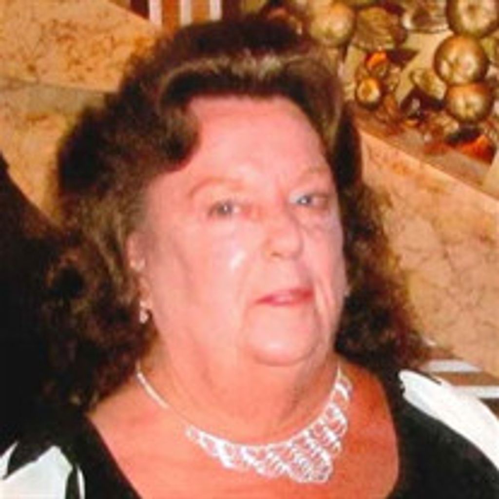 Bernadette Linton