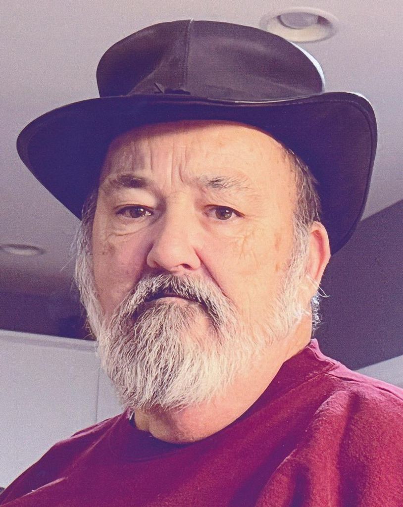 Andrew Robert Peclet Profile Photo