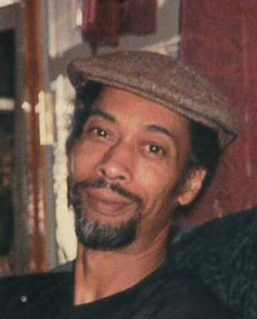 Kerry Ryan Holland Profile Photo