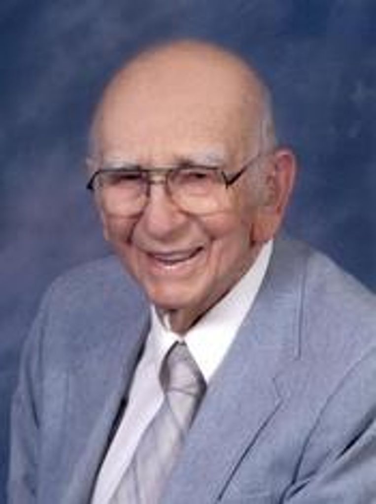 Maynard Wolf Profile Photo