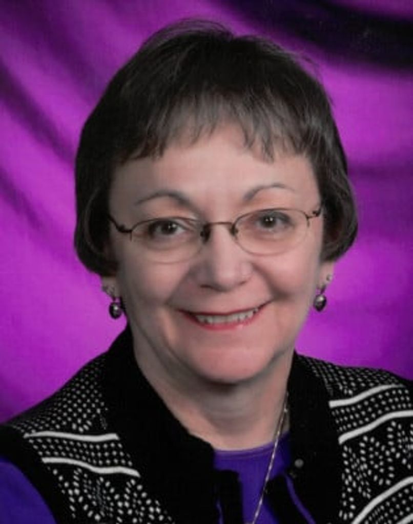 Vicki Lynn Benton Mccombs Profile Photo