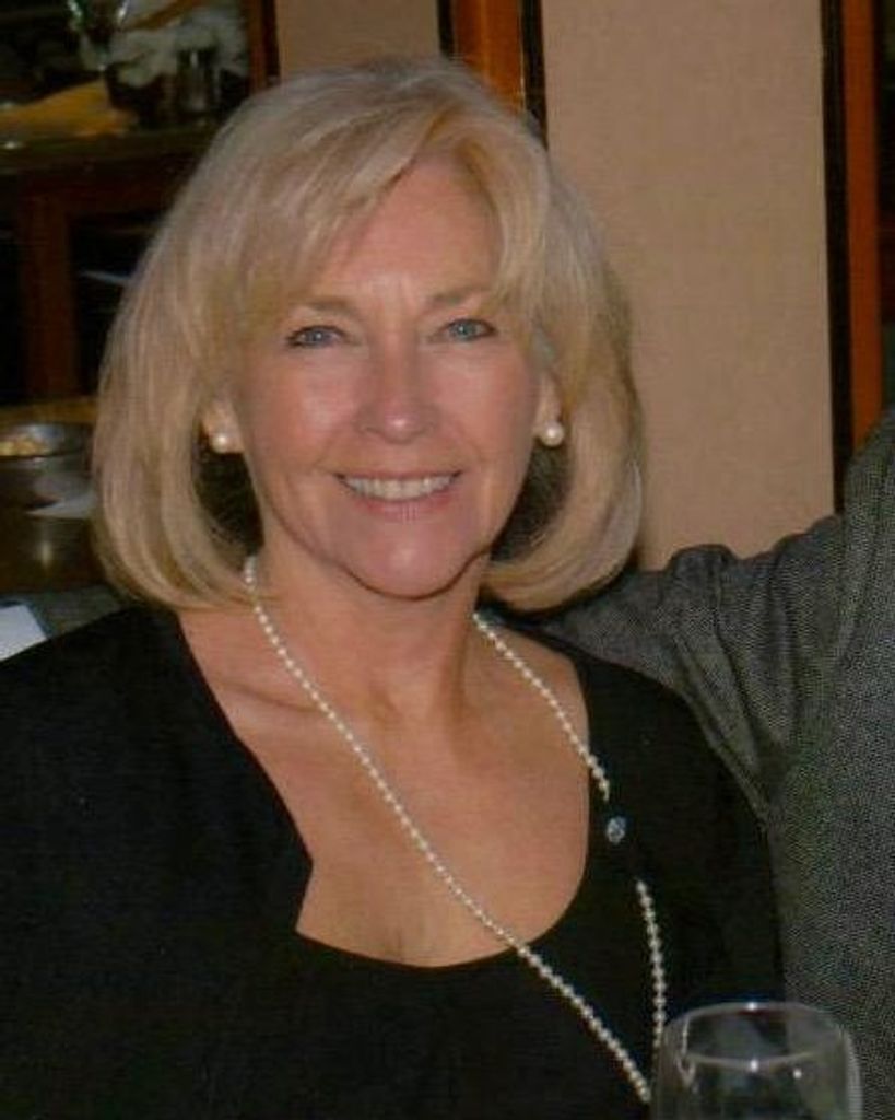 Sara Luker Horn Profile Photo