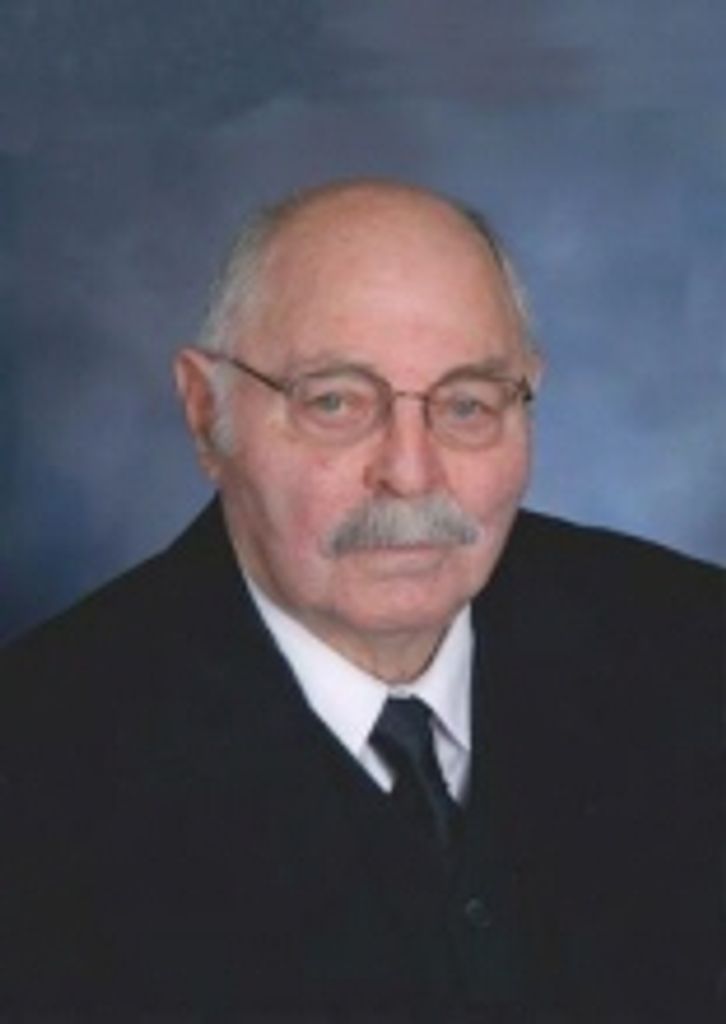 Howard Robert Lucas Profile Photo