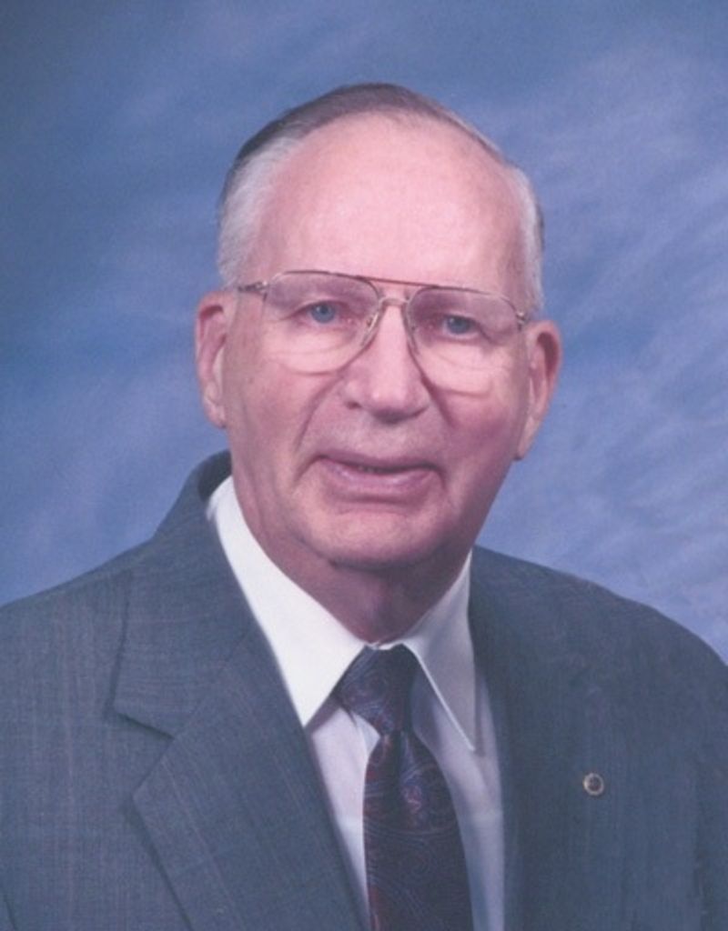 Floyd M Dean