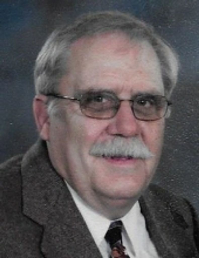 Daniel Hayes