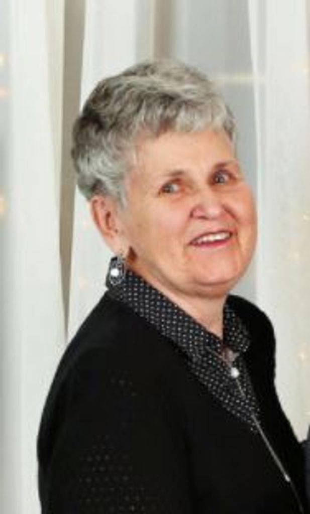Sarah Leber Profile Photo