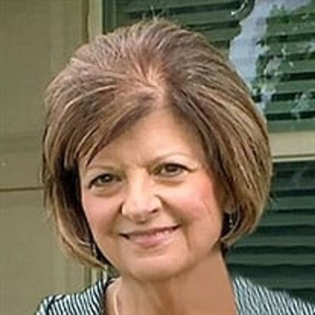 Chloe Moerbe Clark
