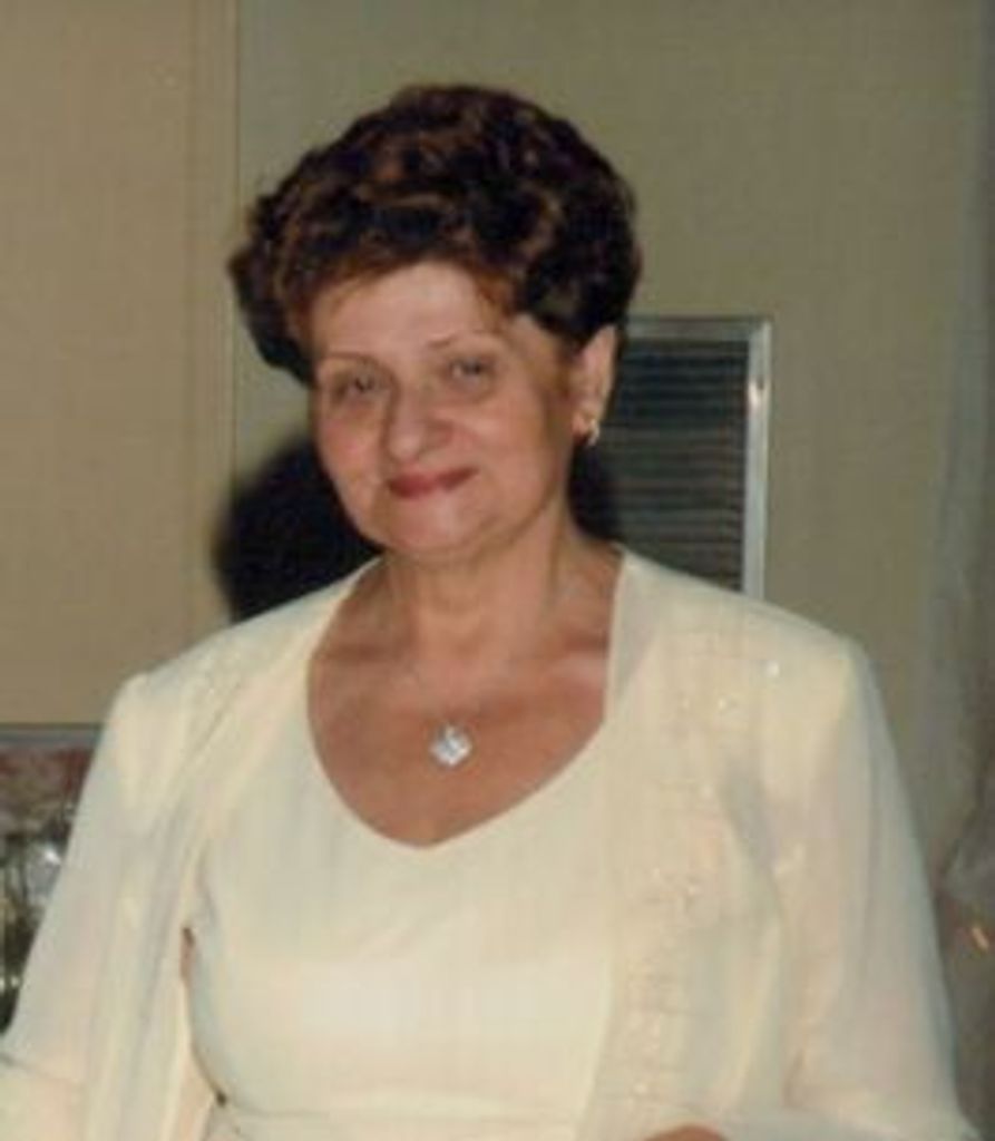 Julia Zborowski Profile Photo