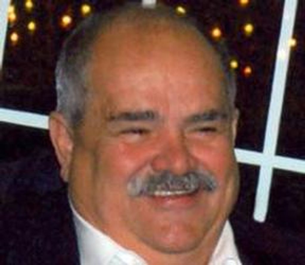 Albert M. Barbosa