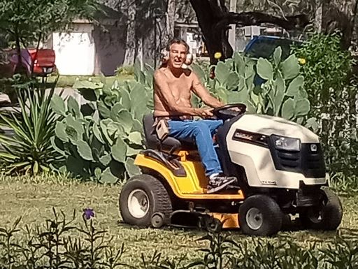 Jesus G. Rios photo gallery thumbnail 90 of 100