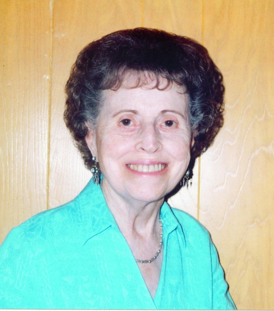 Muenz, Anna Theresa
