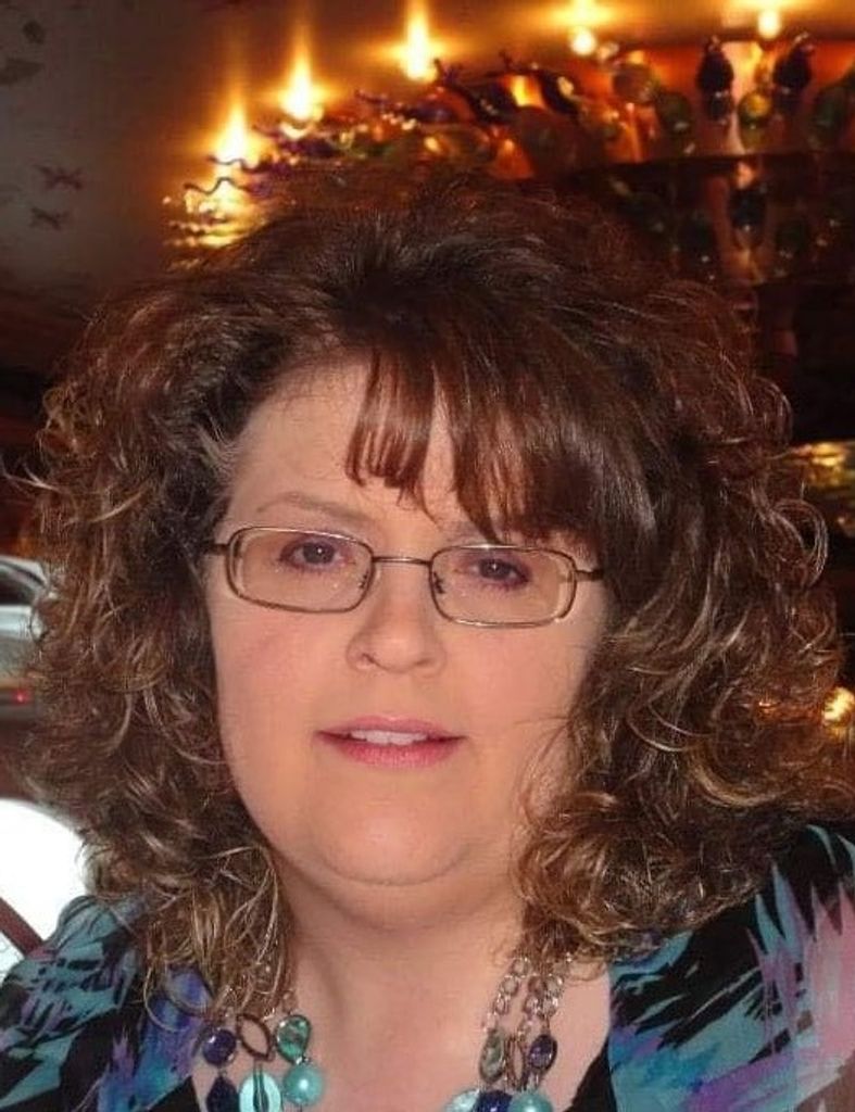 Wendy (Marshall)  Smith