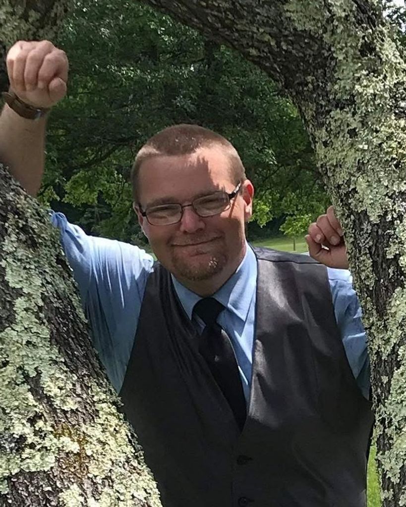 Harold "Eddie" Richmond Jr. Profile Photo