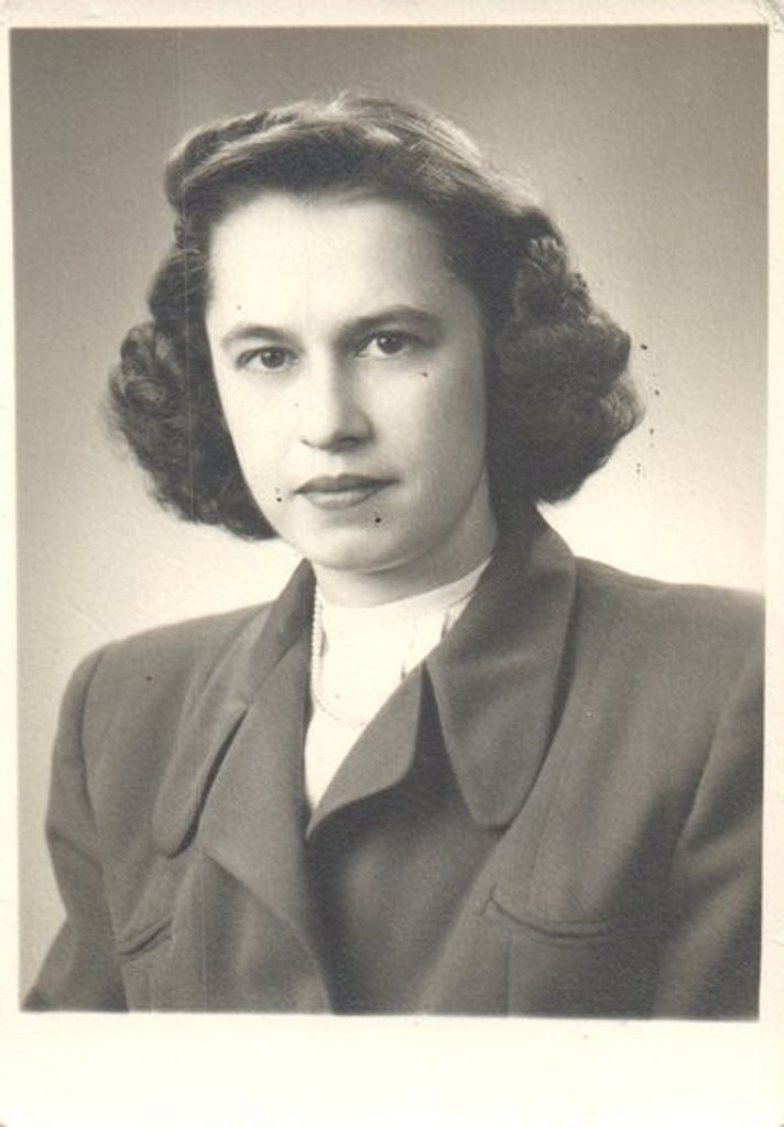 Sophie B. Swiatlowski Profile Photo