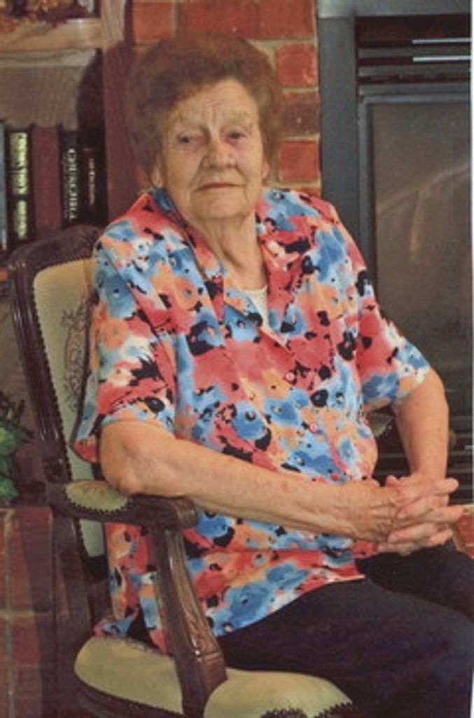 Emma Bray