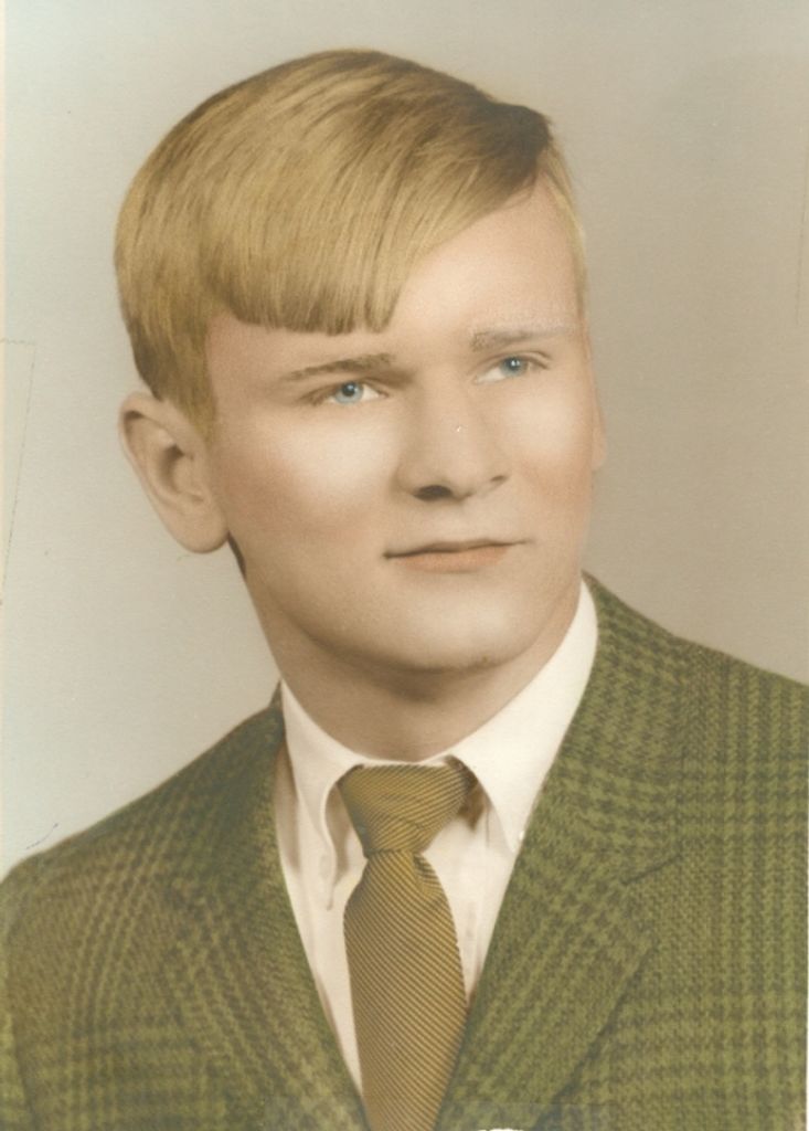 Minard "Mike" O. Packard