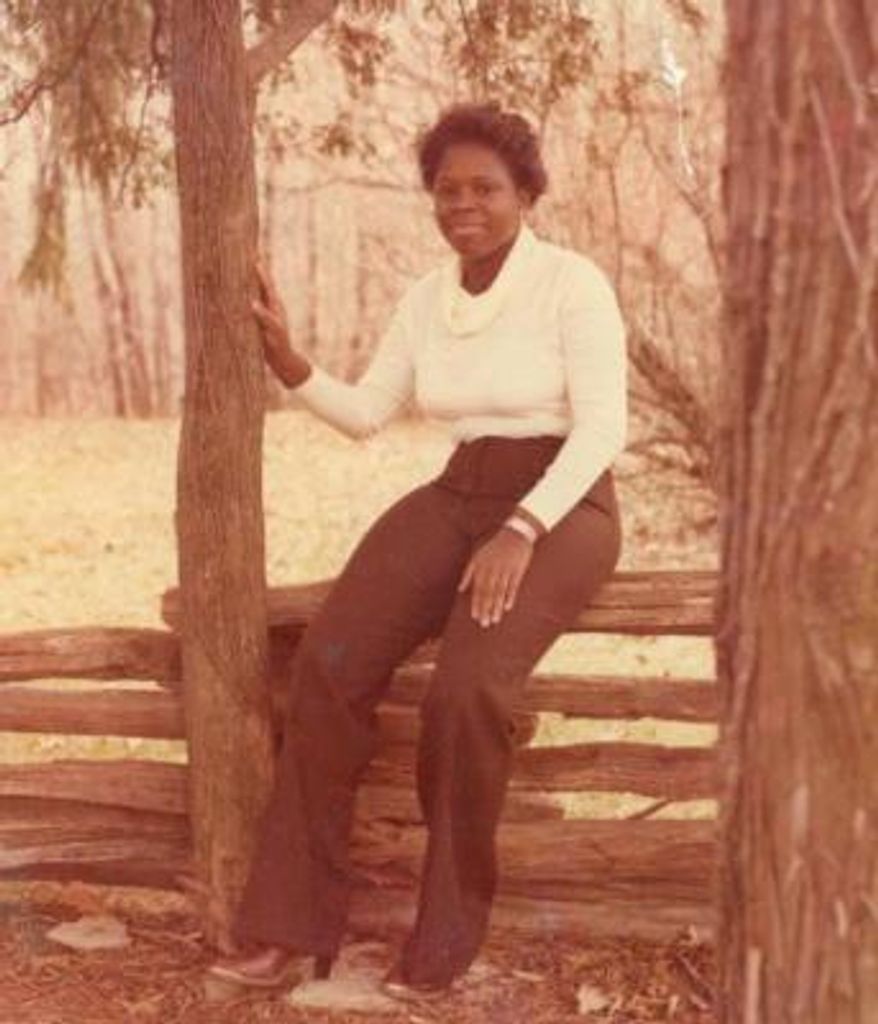 Delores Davis