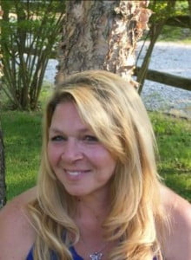 Bobbi Jo Gullings Profile Photo