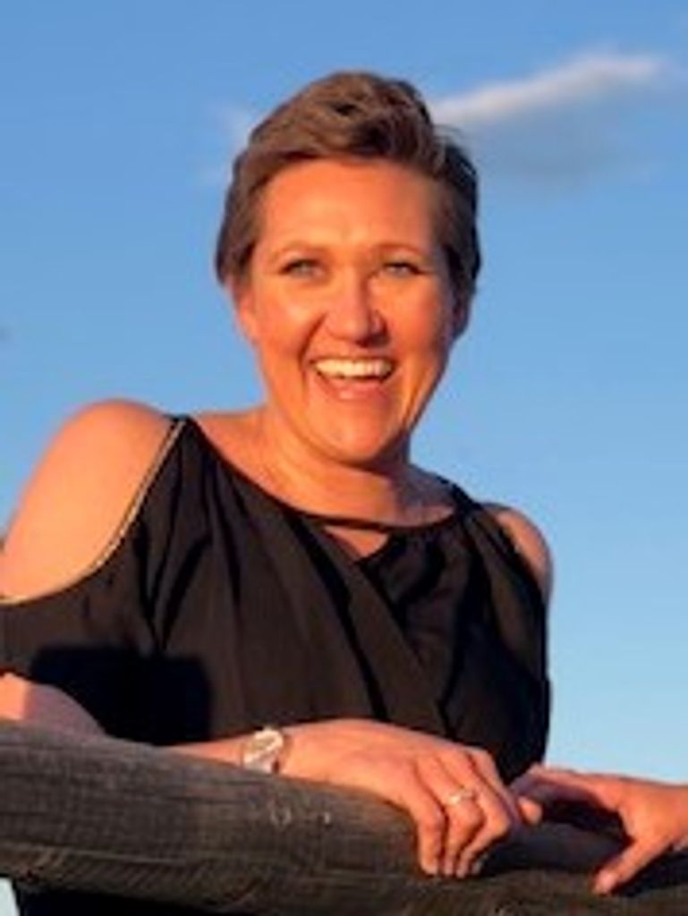 Lauri Lamm Profile Photo