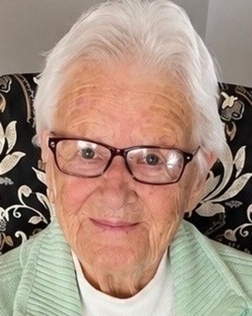 Laurene Duncan (nee Baker)