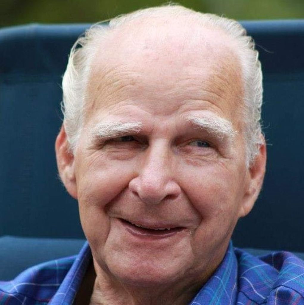 Kenneth E Campbell