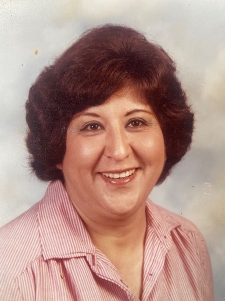 Lydia R Campos Profile Photo