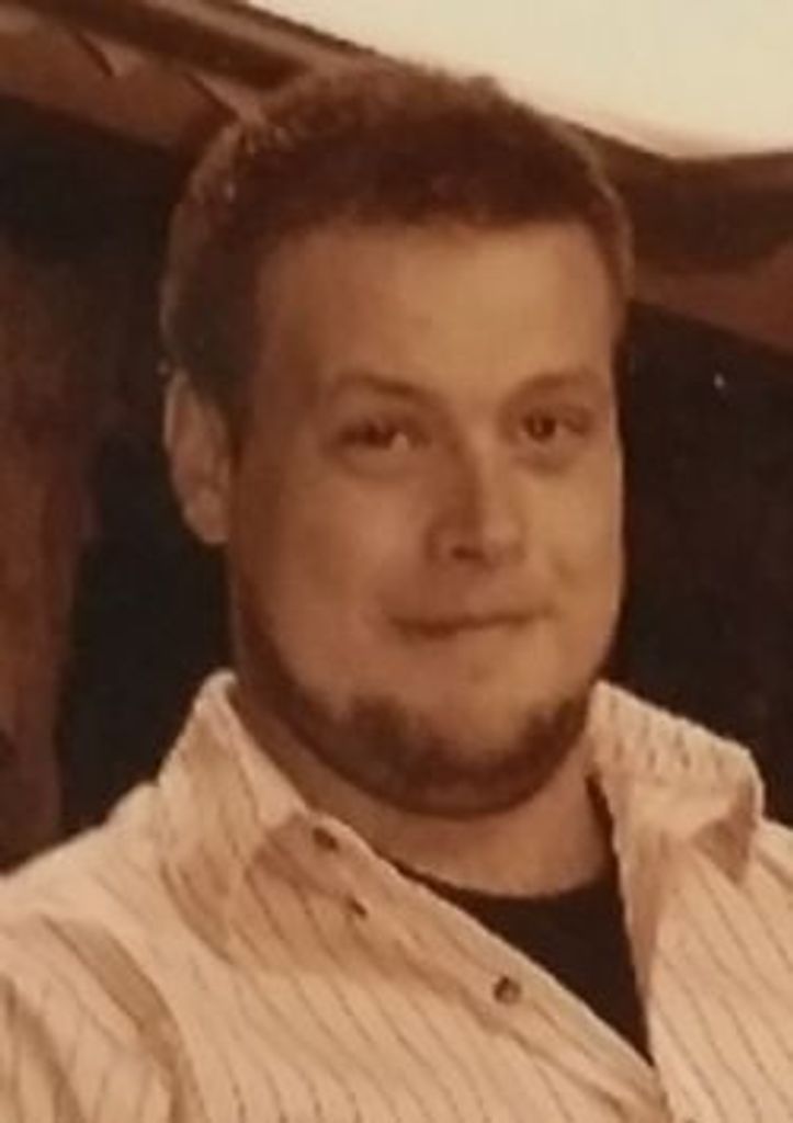 Derick  Micah Arnett