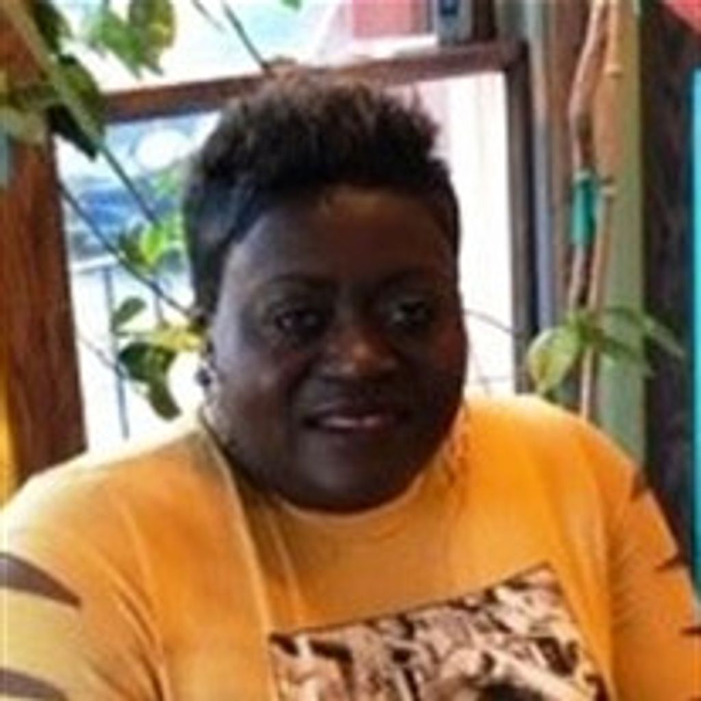 Angela Thomas