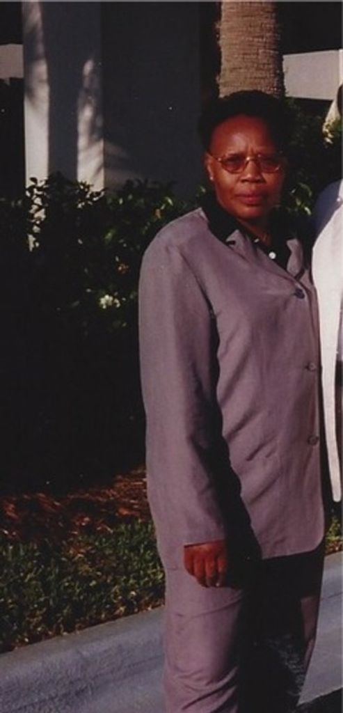 Ms. Mary E. Mcmillan Profile Photo