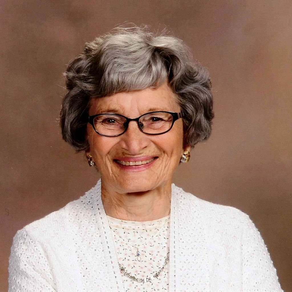 Elsa Dora Geier Profile Photo