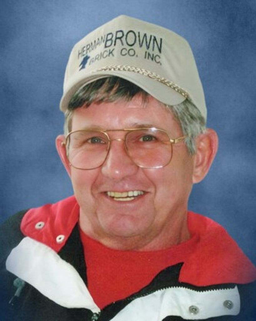 Lynn Richard Profile Photo