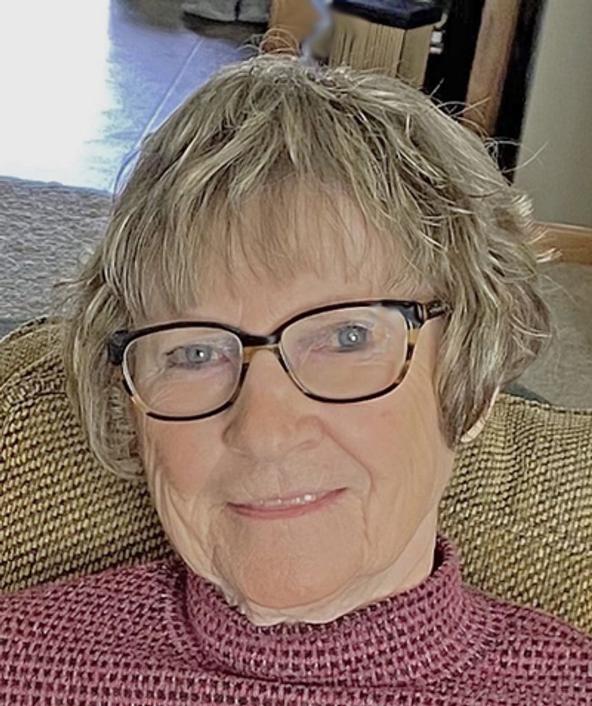 Linda Lu Lock Profile Photo
