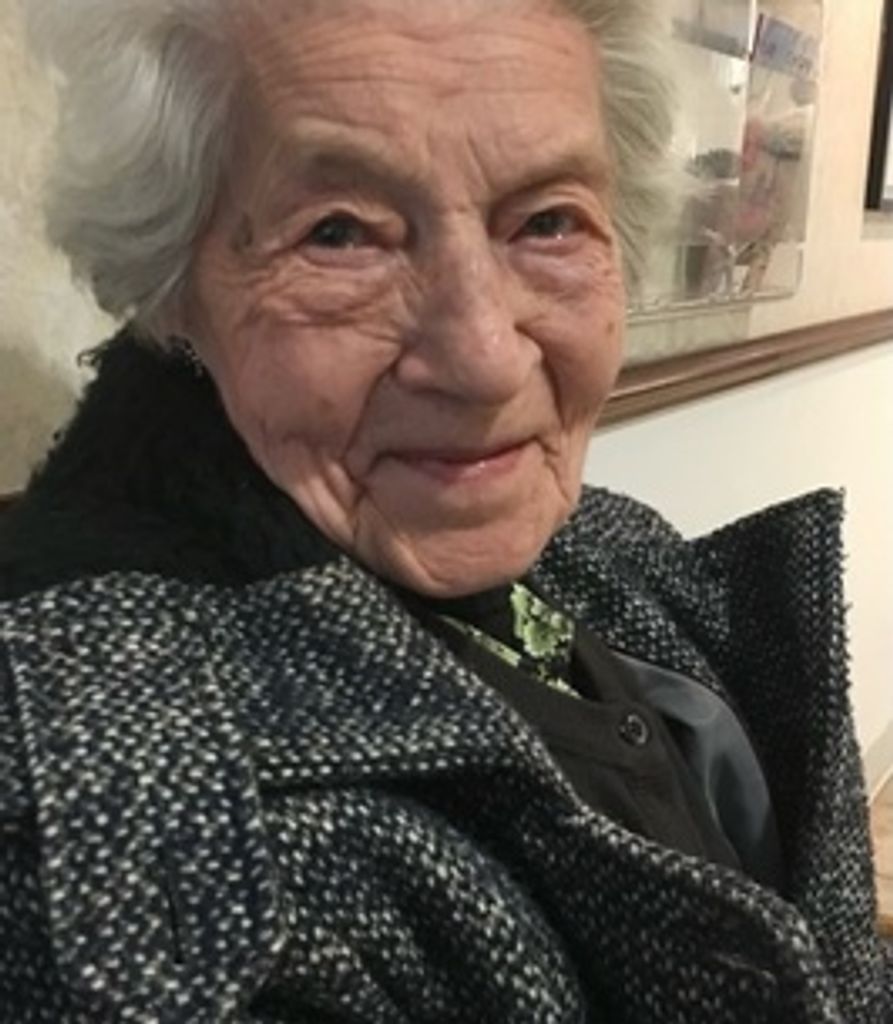 Dolores Robles