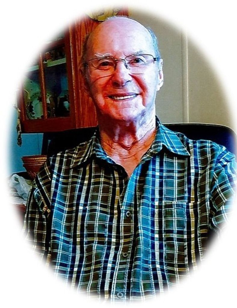 Walter Hamilton Profile Photo