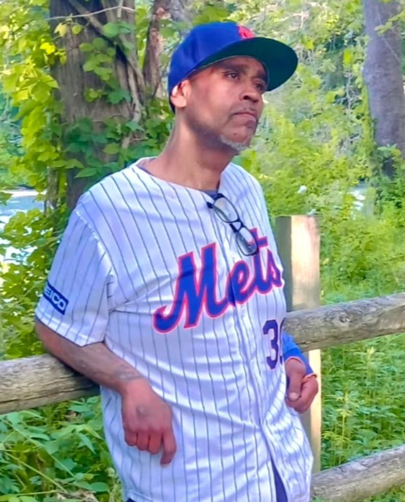 Carlos E. Guzman Profile Photo