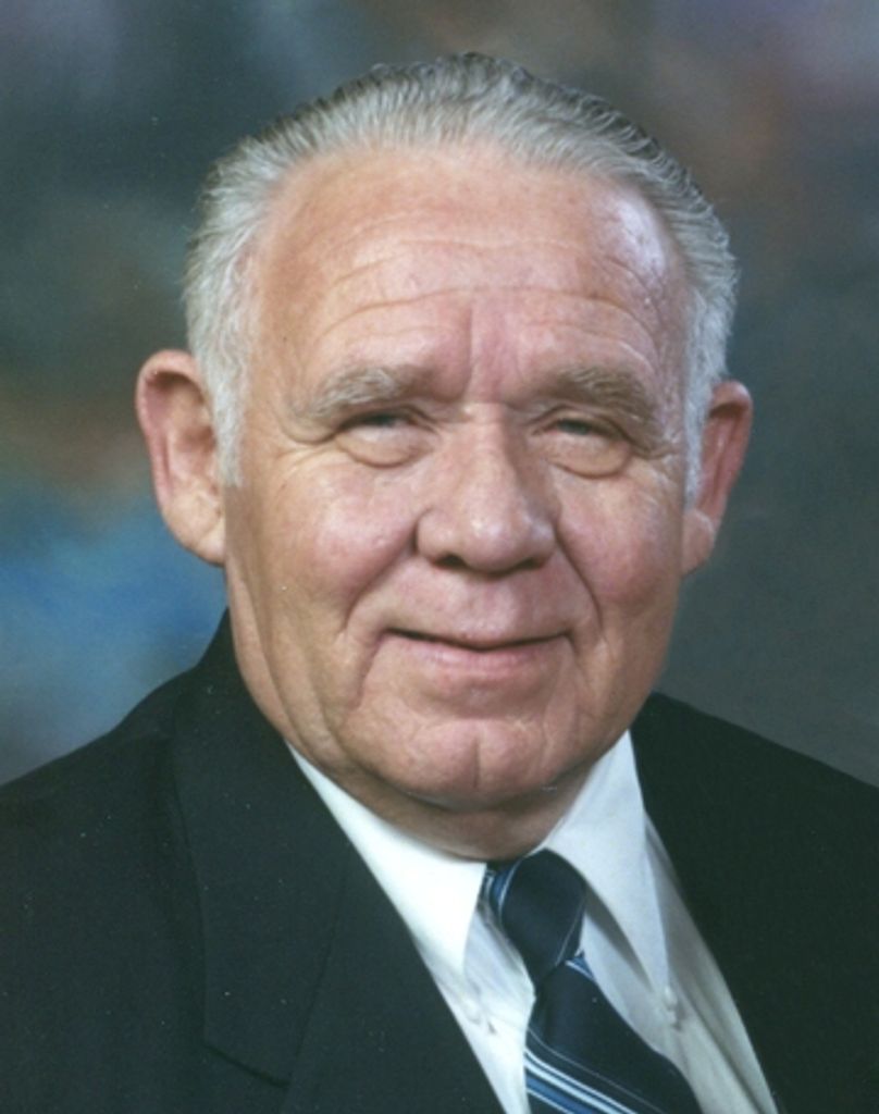 Averett, Charles Lloyd
