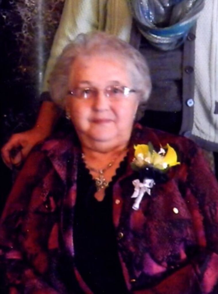 Elizabeth "Liz" (Verbrugge)  Van'T Hof Profile Photo