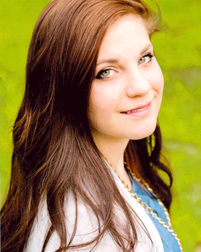 Lizzie Barnard Profile Photo