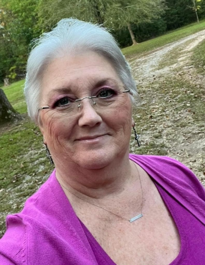 Sandra Webb Moore Profile Photo