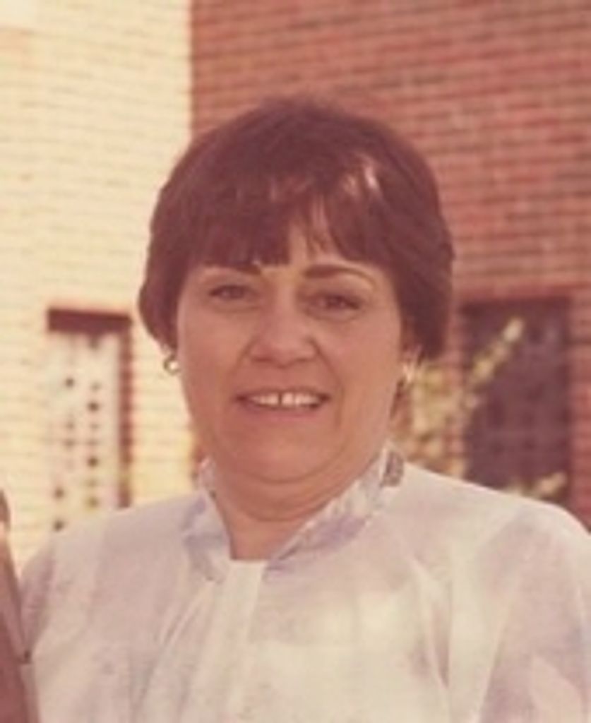 Marie W Pena