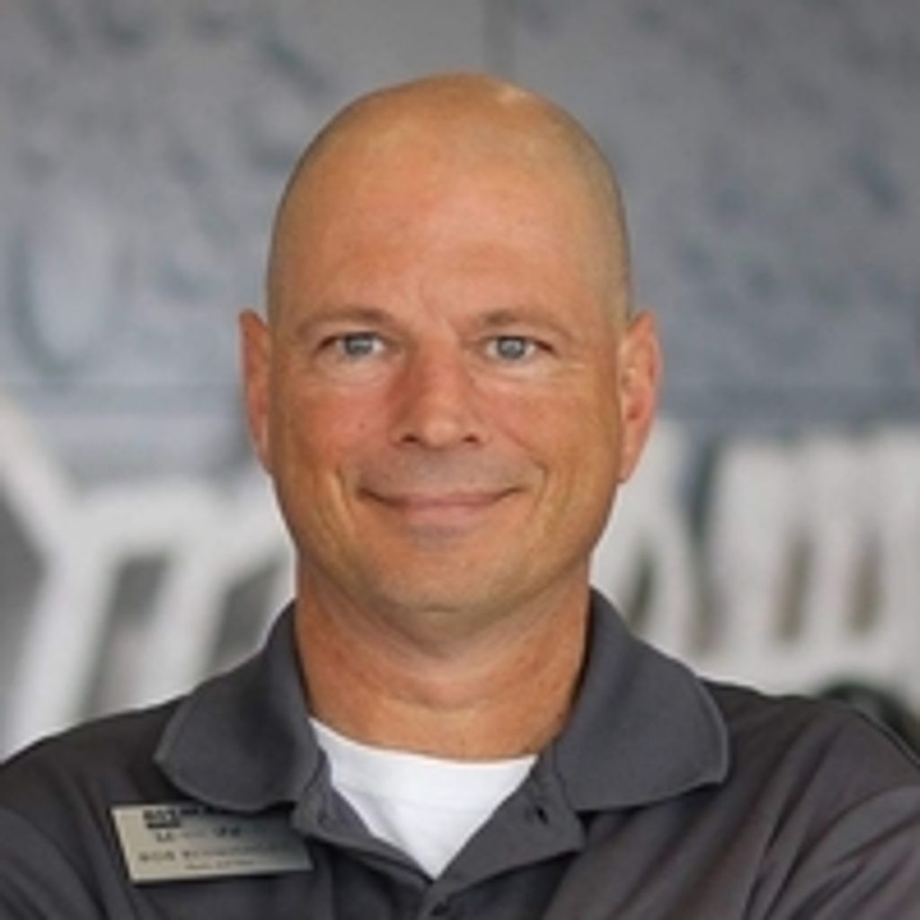 Bobby "Bob" Blumhagen