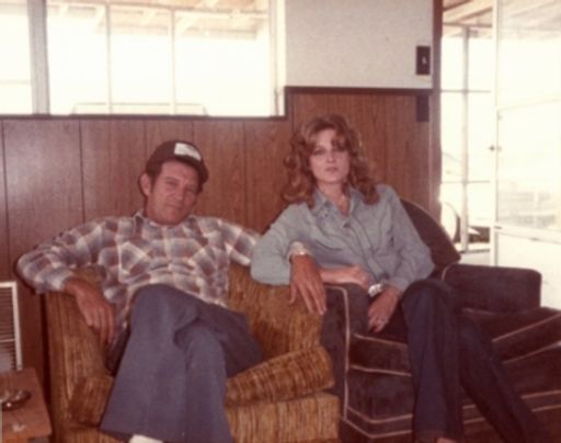 Linda Carol Smith photo gallery thumbnail 25 of 40
