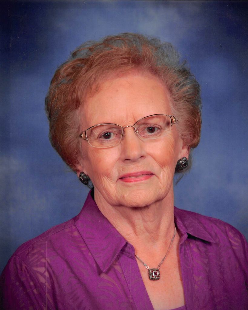 Elaine Holste