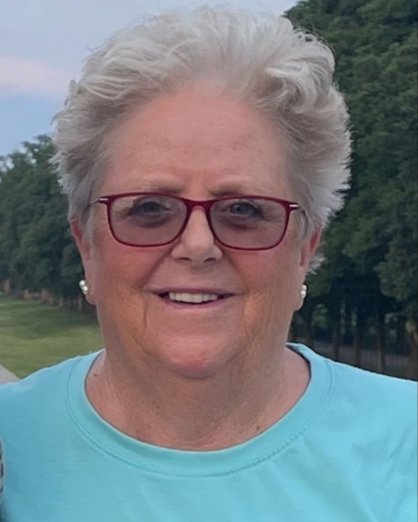 Cynthia Lou Holsinger