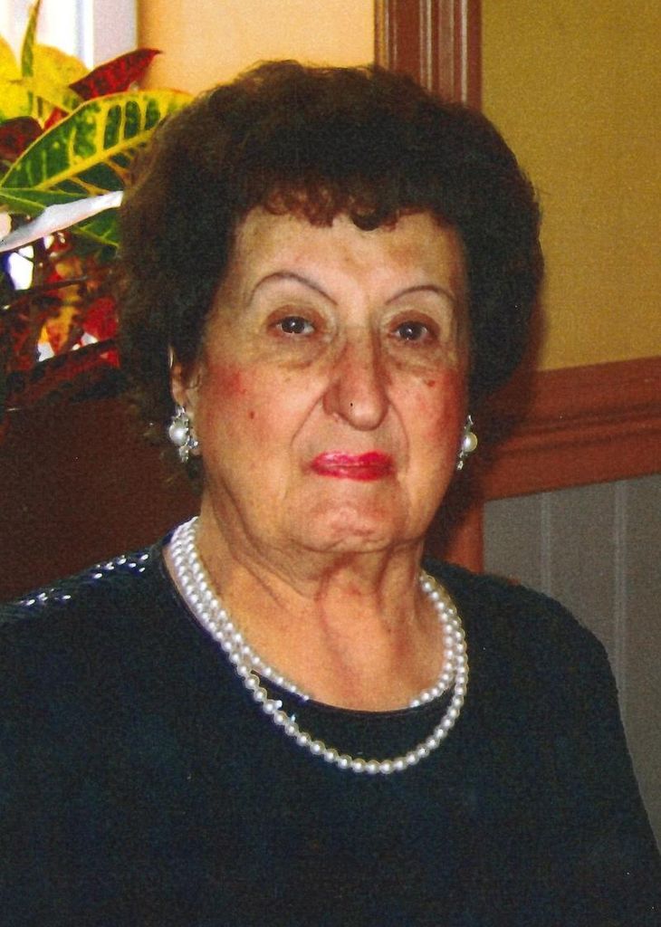 Grace Gennuso La Macchia Profile Photo