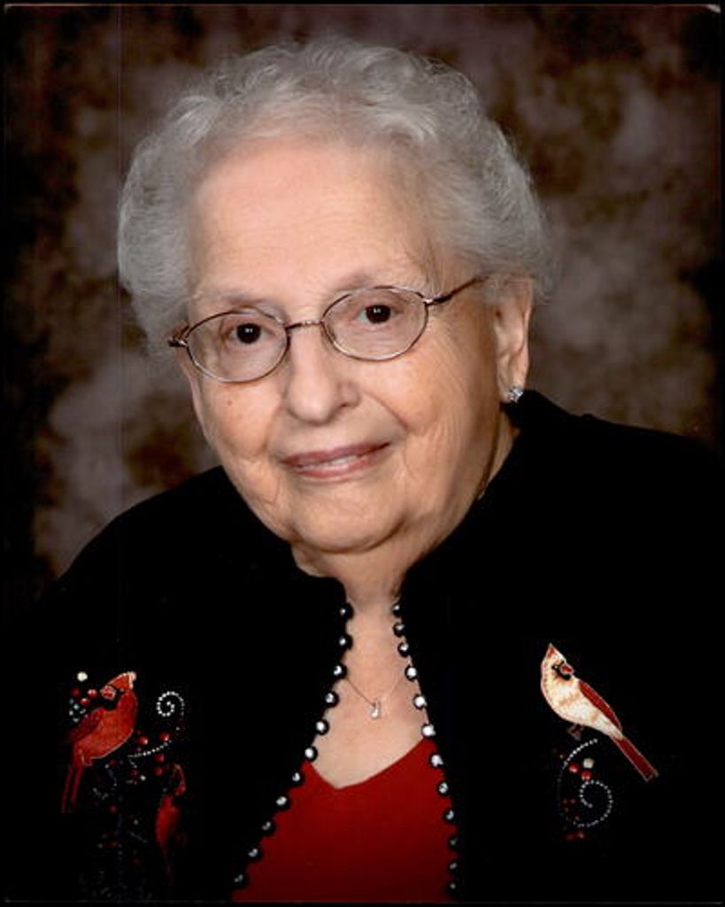 Lola Kaczor Profile Photo